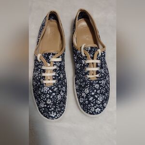 Floral Navy Women's Shoes